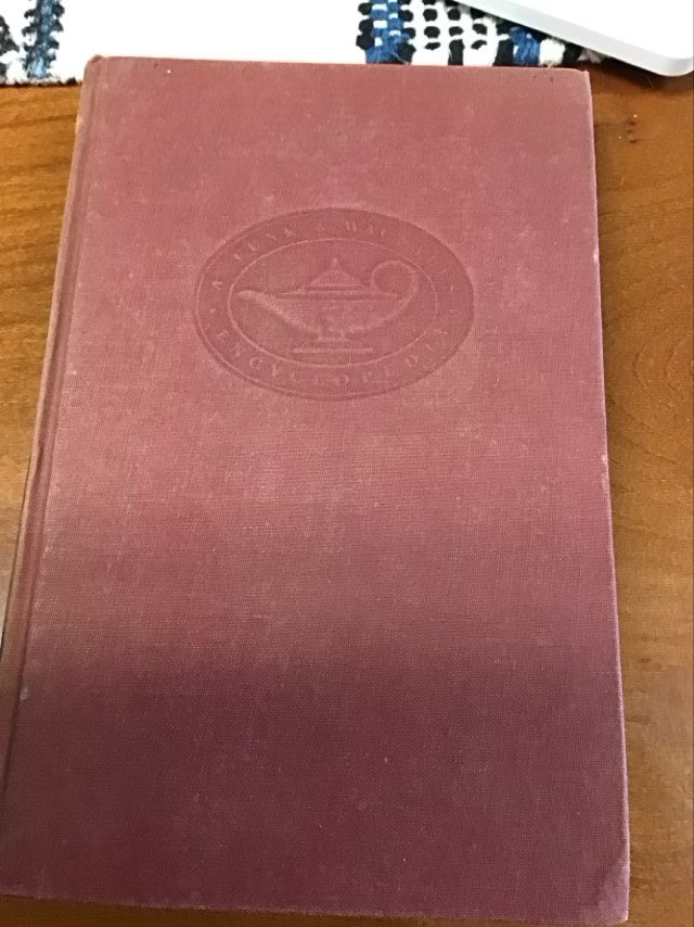 Universal Standard Encyclopedia Vol 1 A-Argo by Funk & Wagnalls