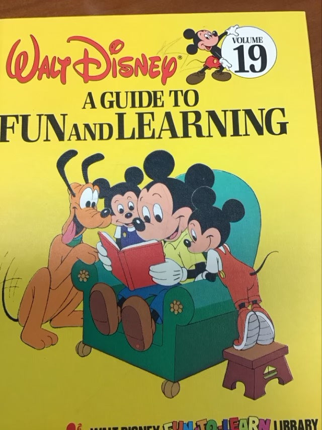A Guide to Fun and Learning (Walt Disney Fun-To-Learn Library, Volume 19) by Walt Disney