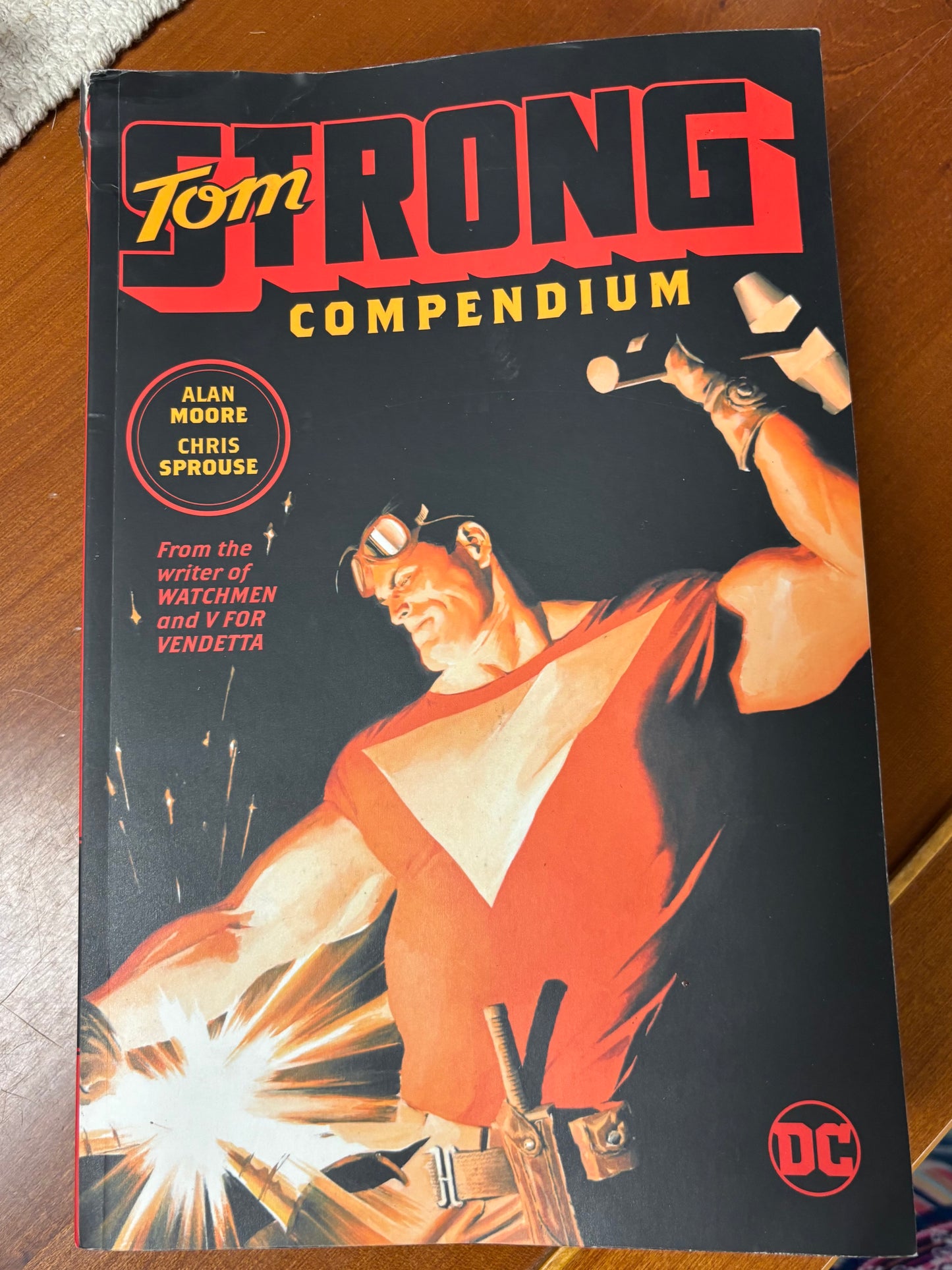 Tom Strong Compendium DC Comics