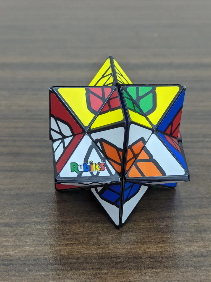 Rubik's Magic Star