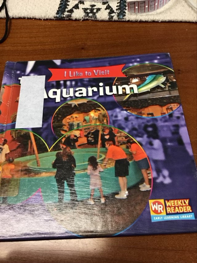 The Aquarium (I Like to Visit) by Jacqueline Laks Gorman