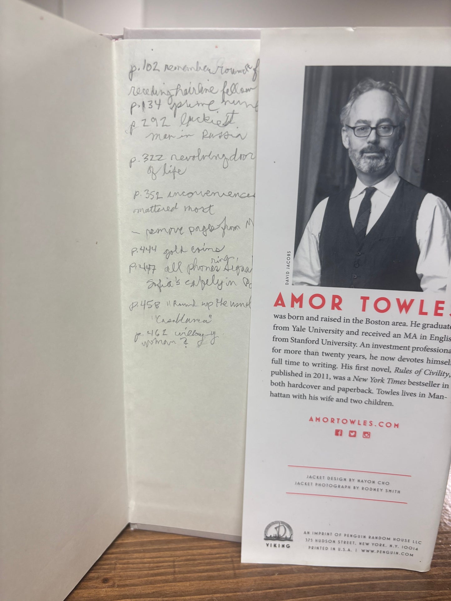 A Gentleman In Moscow by Amor Towles