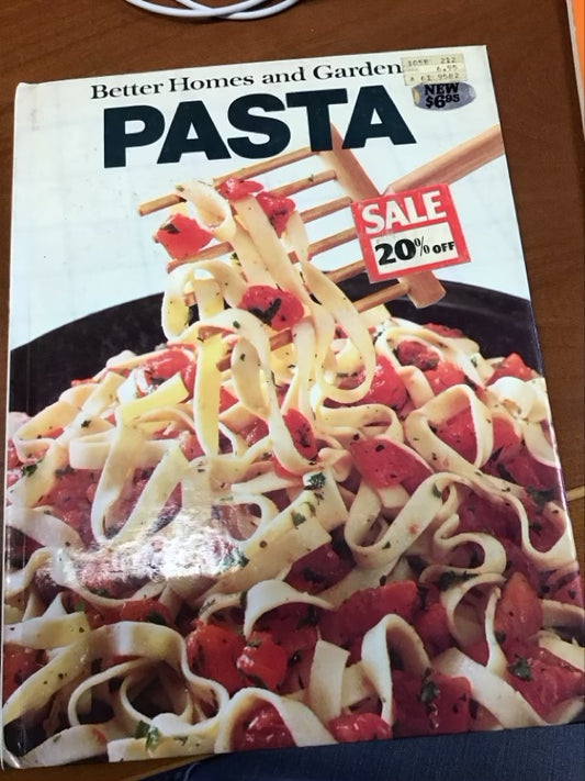 Better Homes and Gardens Pasta (Better Homes and Gardens Books) by Better Homes and Gardens Books
