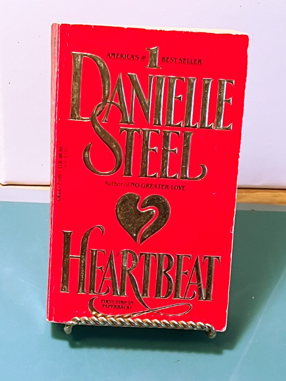Heartbeat: A Novel by Danielle Steel