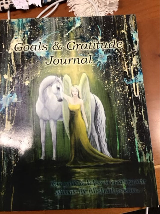 Goals And Gratitude Journal; Your Guide And Helper In Creating Your Ultimate Life Filled With Passion… by Amanda-Jean Deering