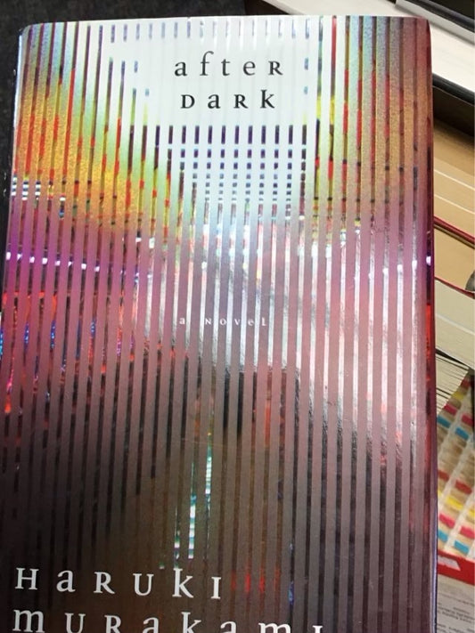 After Dark by 村上春樹