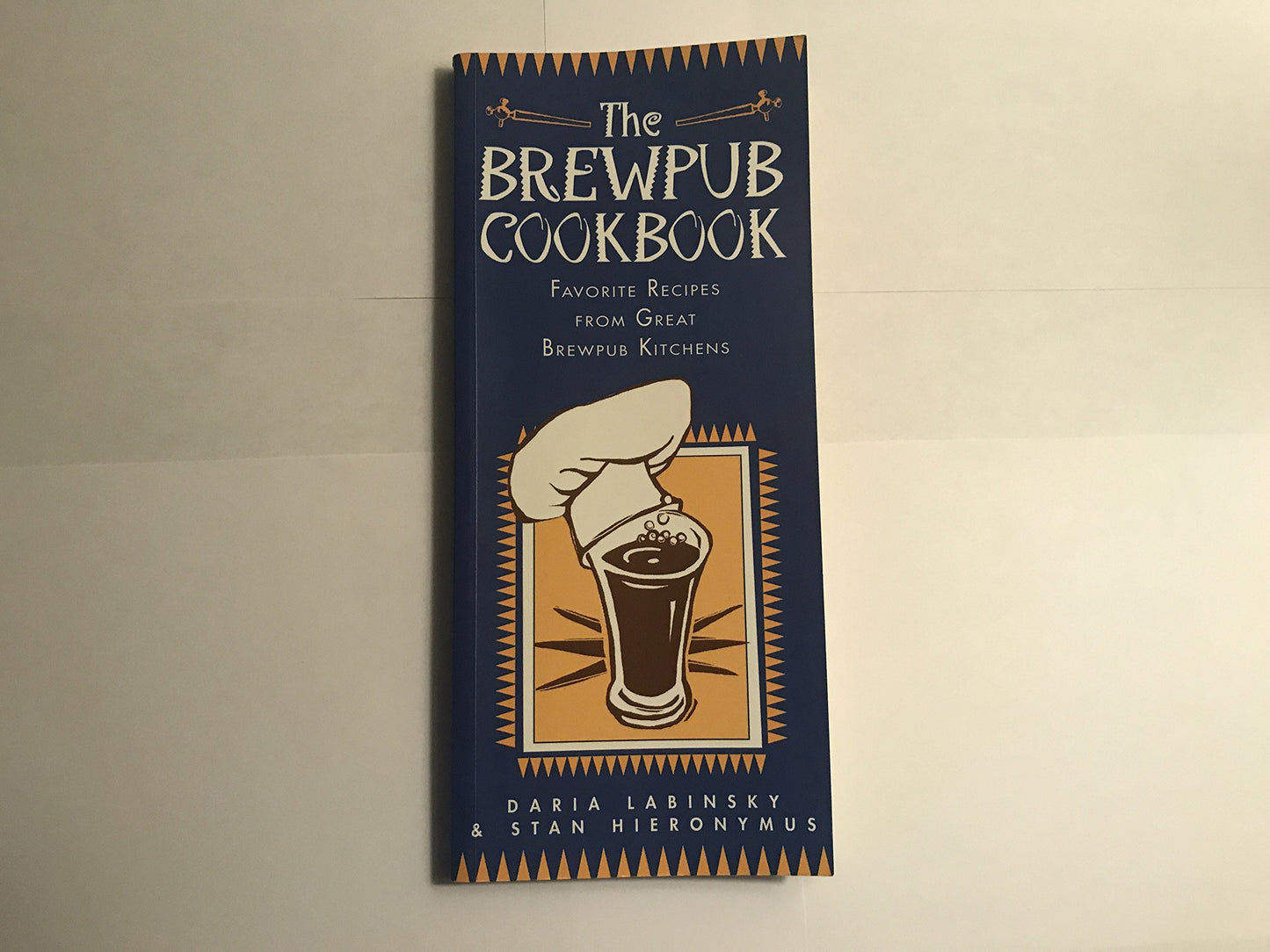Brew Pub Cookbook by Daria Labinsky