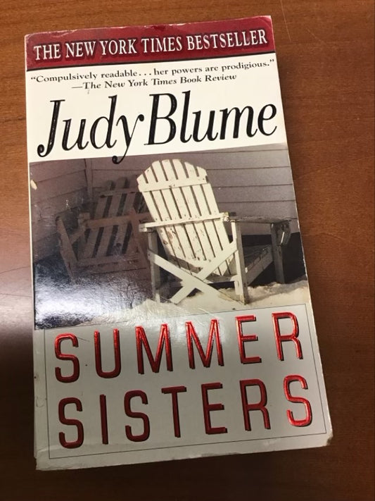 Summer Sisters: A Read with Jenna Pick: A Novel by Judy Blume