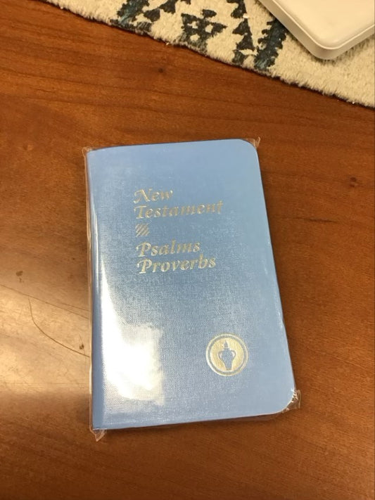 New Testament Psalms Proverbs Pocket Bible