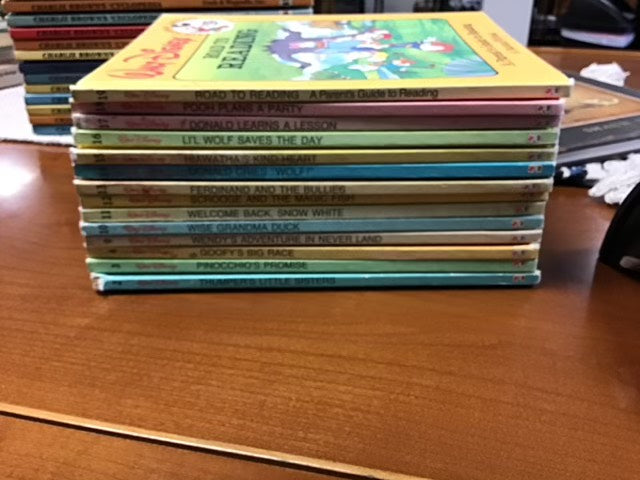 Walt Disney Fun-to-read Library Partial Set 1986 -contains 2,3,4,9,10,11,12,13,14,15,16,17,18,19 by Walt Disney