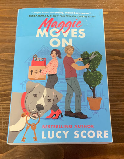 Maggie Moves On by Lucy Score