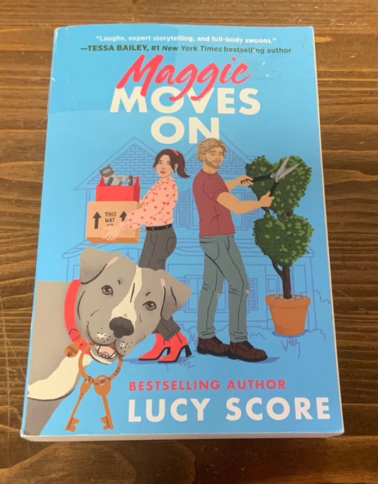 Maggie Moves On by Lucy Score