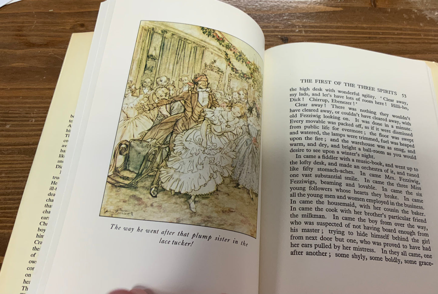 A Christmas Carol Charles Dickens Illustrated HCDJ 1977 vintage