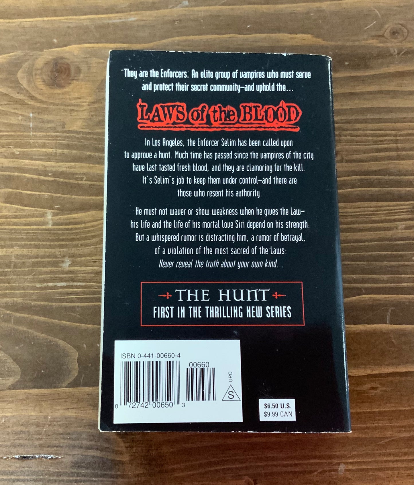 The Hunt (Laws of the Blood) #1 by Susan Sizemore Paperback