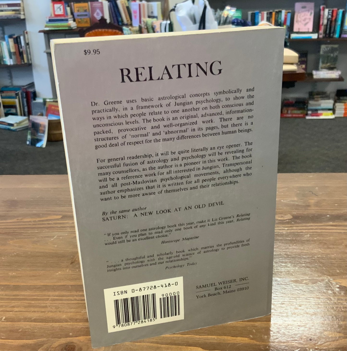 Relating: An Astrological Guide to Living with Others on a Small Planet by Liz Greene paperback 1989 eighth printing