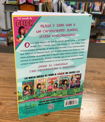 Camp: De campamento con Olivia (Novela gráfica) by Kayla Miller