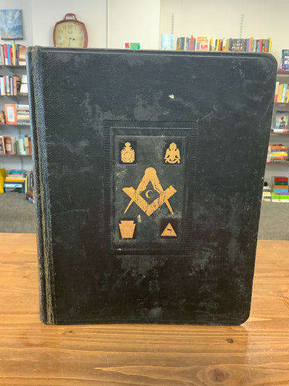 W.C. Sanderson Masonic Bible Self-Pronouncing King James Authorized Version of the Holy Bible 1956 A.J. Holman Company