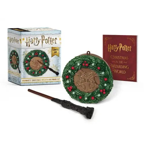 Harry Potter: Hogwarts Christmas Wreath and Wand Set: Lights Up!