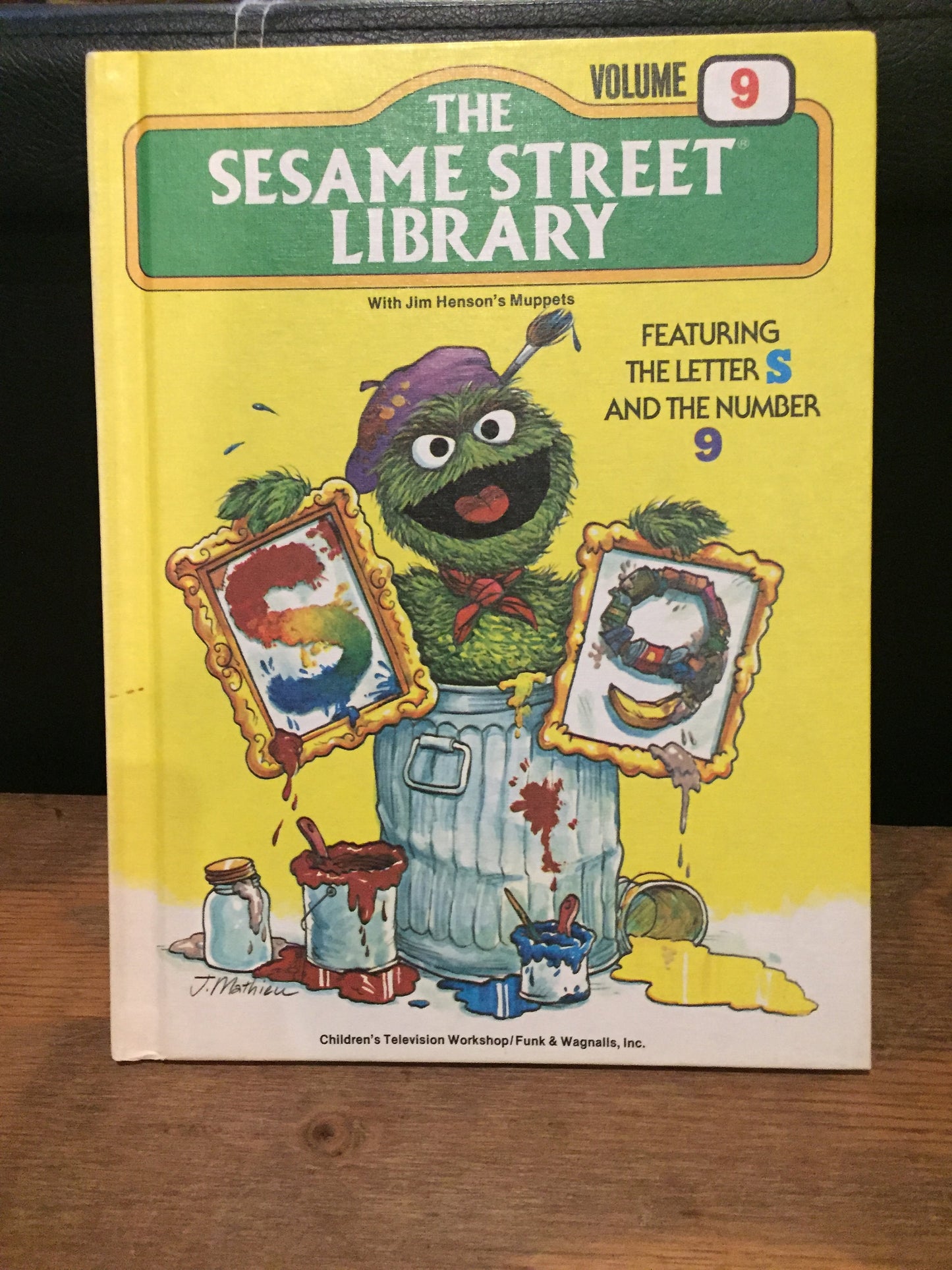 The Sesame Street Library Volume 9; Featuring the letter S and number 9 by Jim Henson