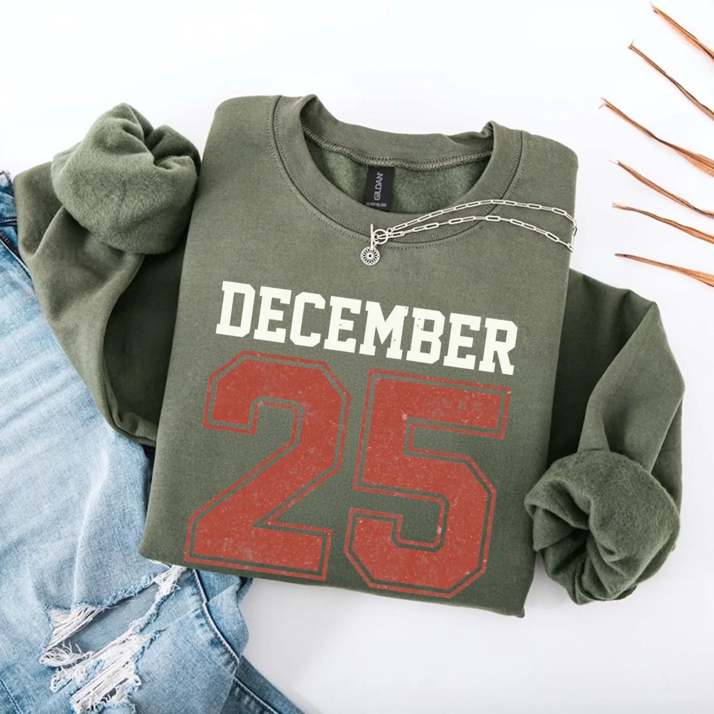 Retro Christmas DECEMBER 25 Sweatshirt Festive Holiday Sweater