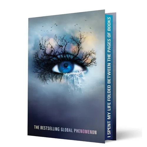 Shatter Me Collector's Deluxe Limited Edition